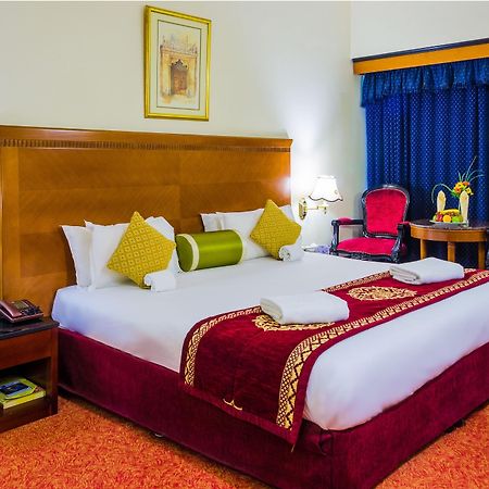 Ramee Guestline Hotel Dubai Eksteriør billede