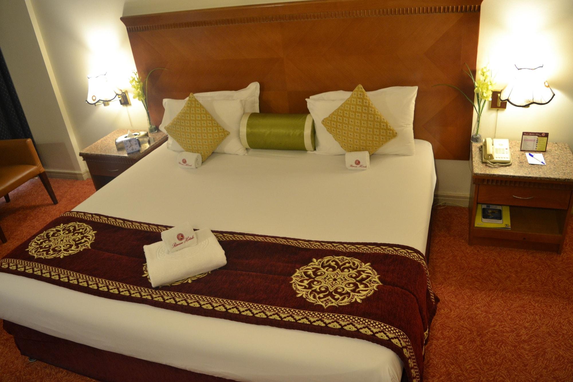 Ramee Guestline Hotel Dubai Eksteriør billede