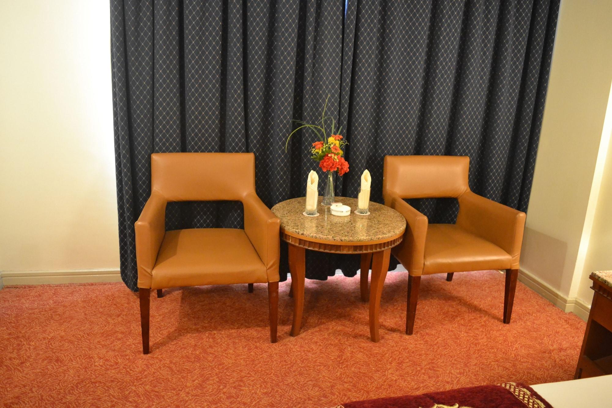 Ramee Guestline Hotel Dubai Eksteriør billede