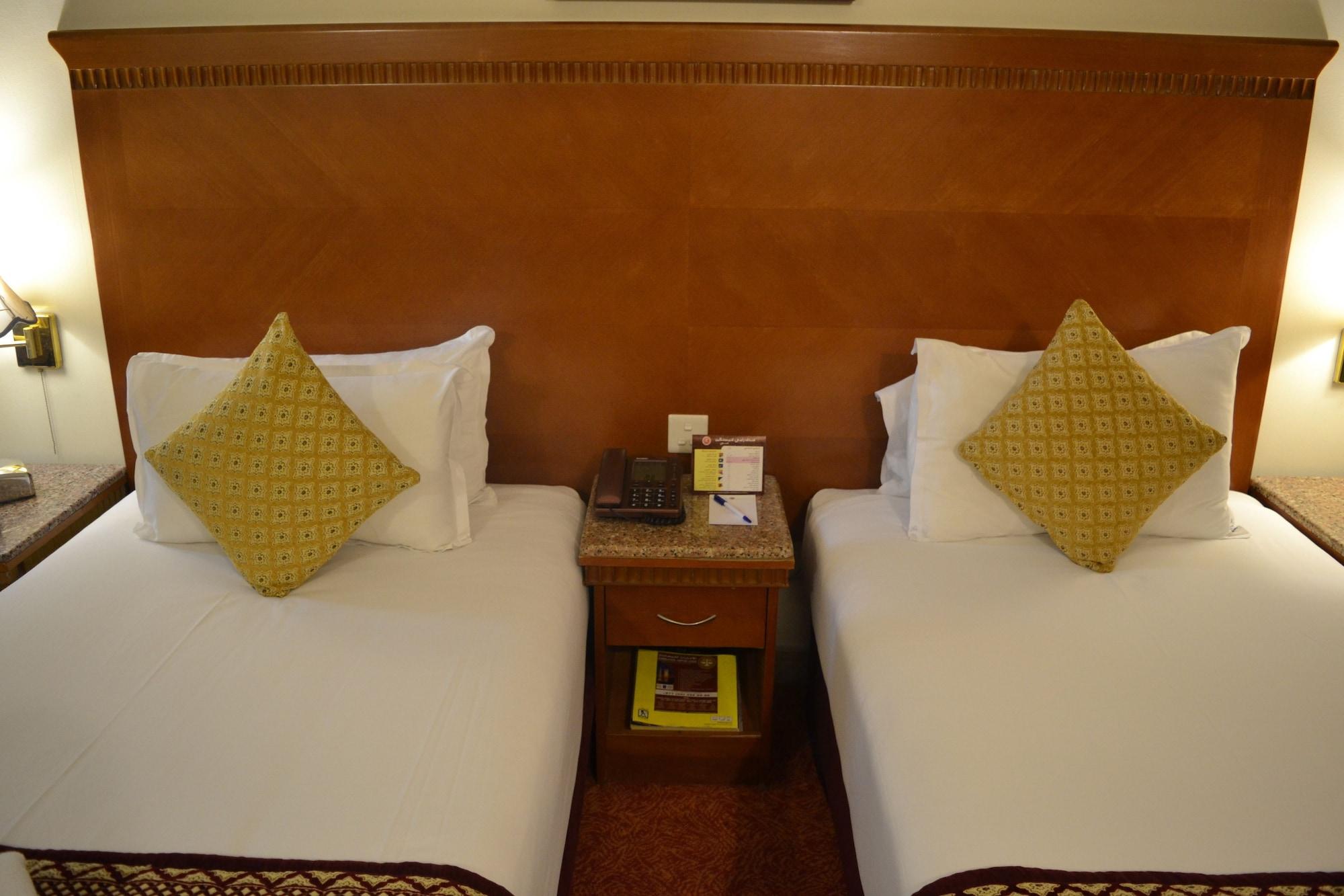 Ramee Guestline Hotel Dubai Eksteriør billede