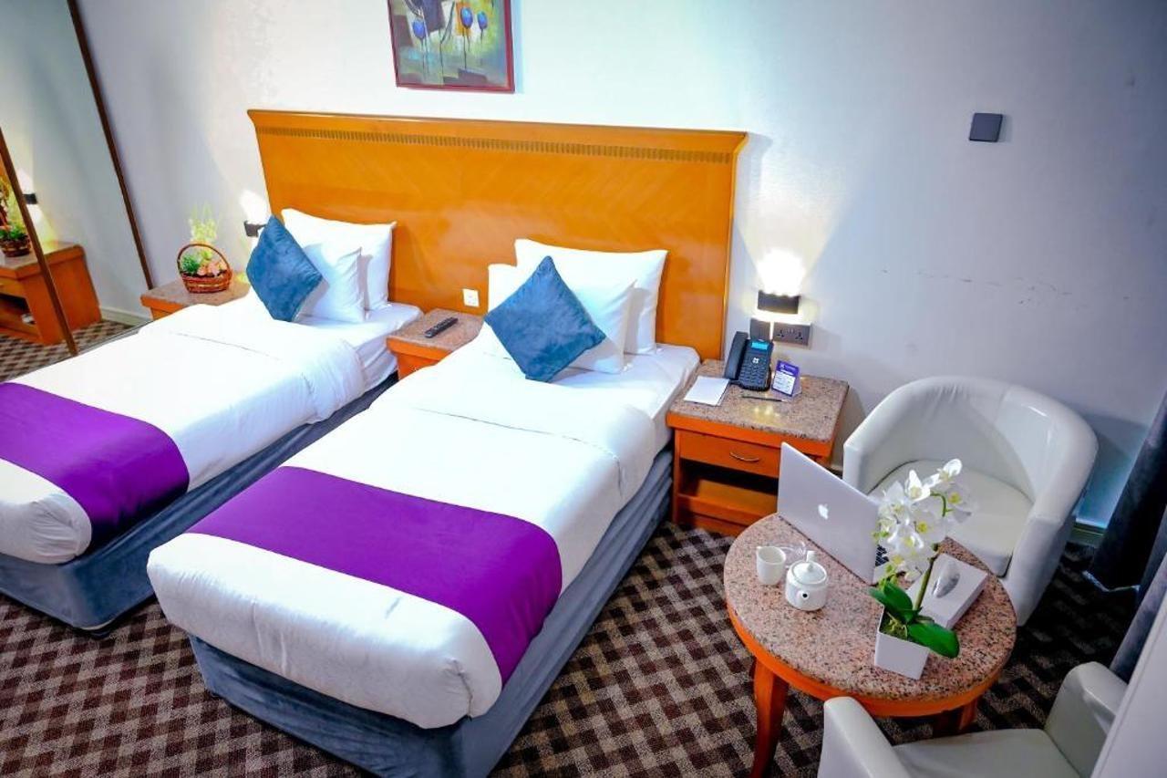 Ramee Guestline Hotel Dubai Eksteriør billede