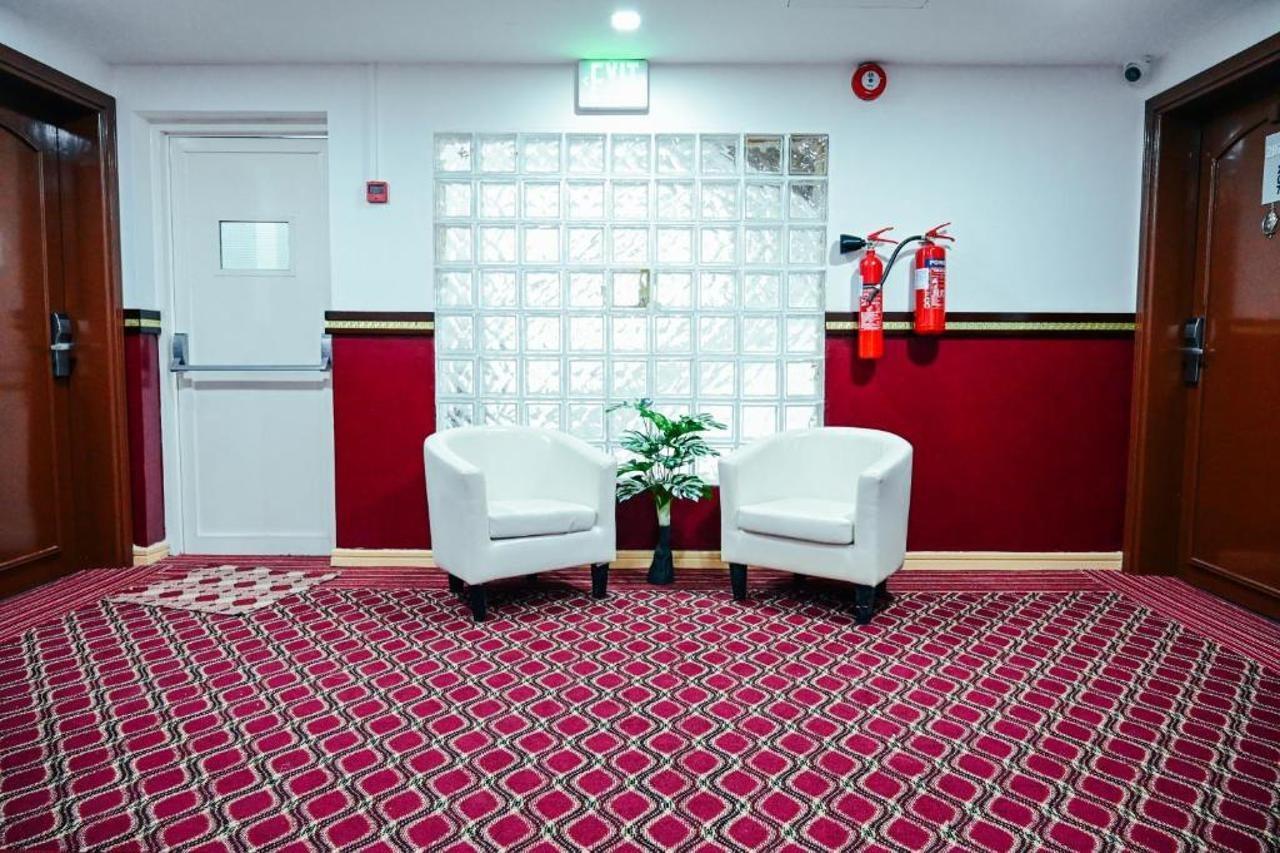Ramee Guestline Hotel Dubai Eksteriør billede