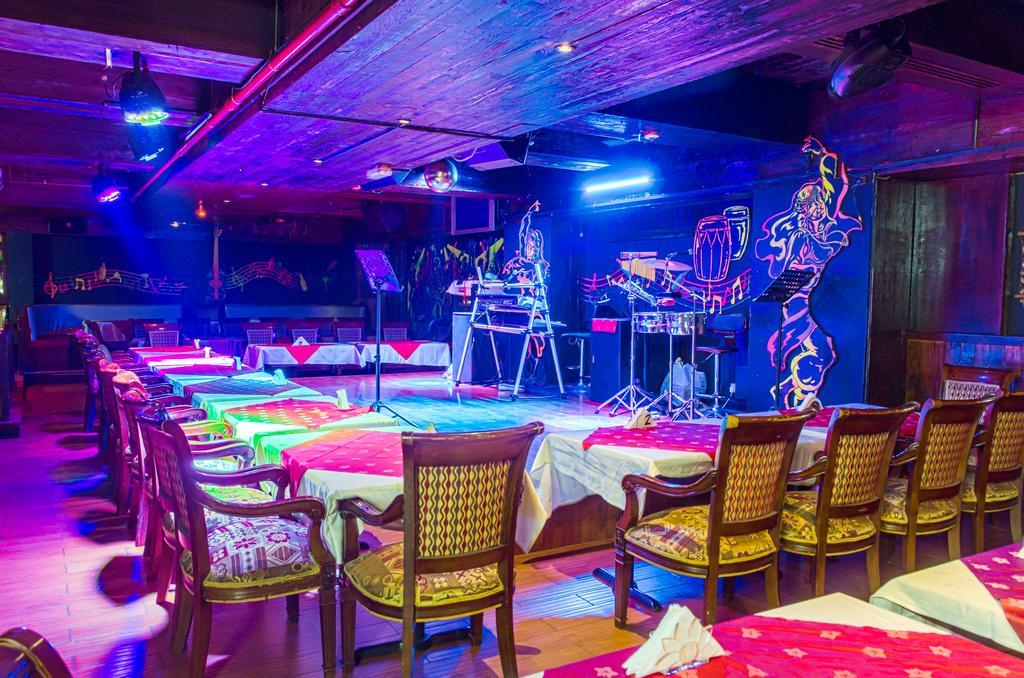 Ramee Guestline Hotel Dubai Eksteriør billede